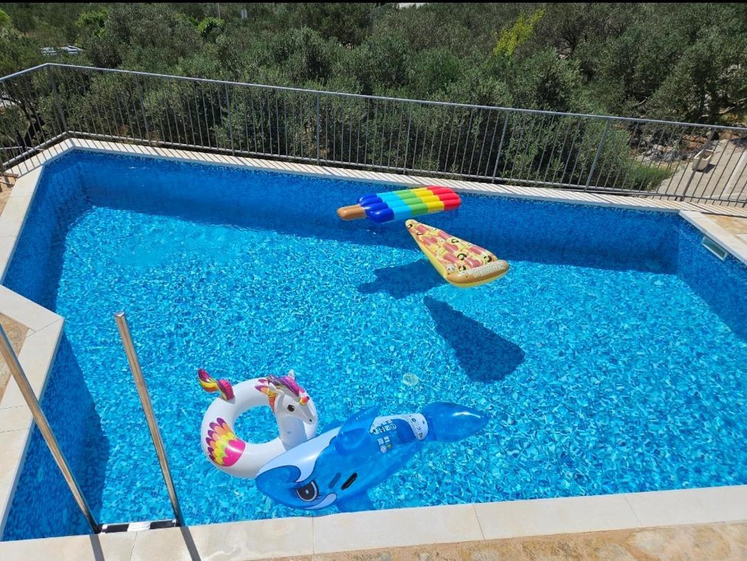 Camping Homes Grot Gradac  Dış mekan fotoğraf